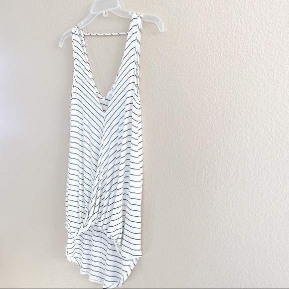 BP Surplice Stripe Flowy Tank Top - Picture 3 of 7